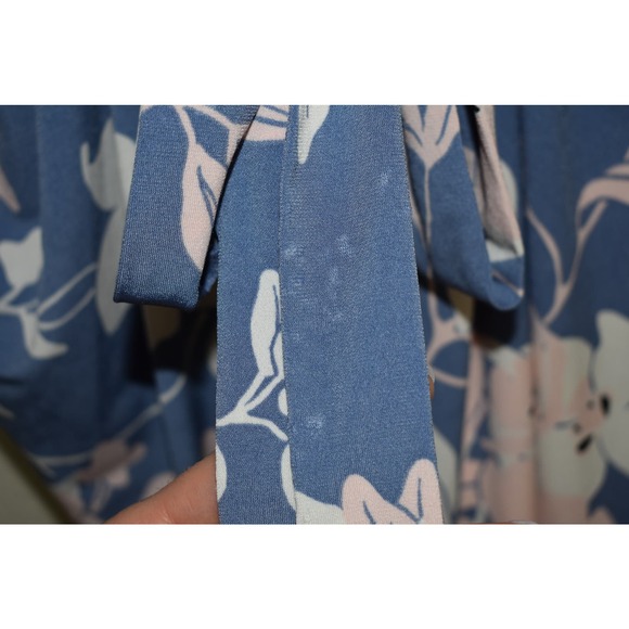 A Pea in the Pod Purple Floral Wrap Dress Size S - Picture 6 of 8